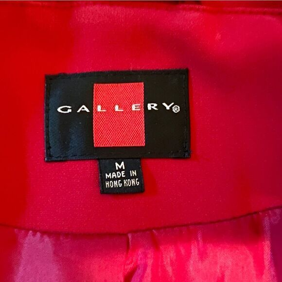 Gorgeous red gallery jacket - Picture 2 of 8